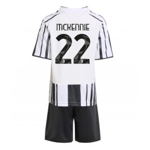 Juventus Weston McKennie #22 Kotipaita Lapsille 2025-26 Lyhythihainen (+ shortsit)